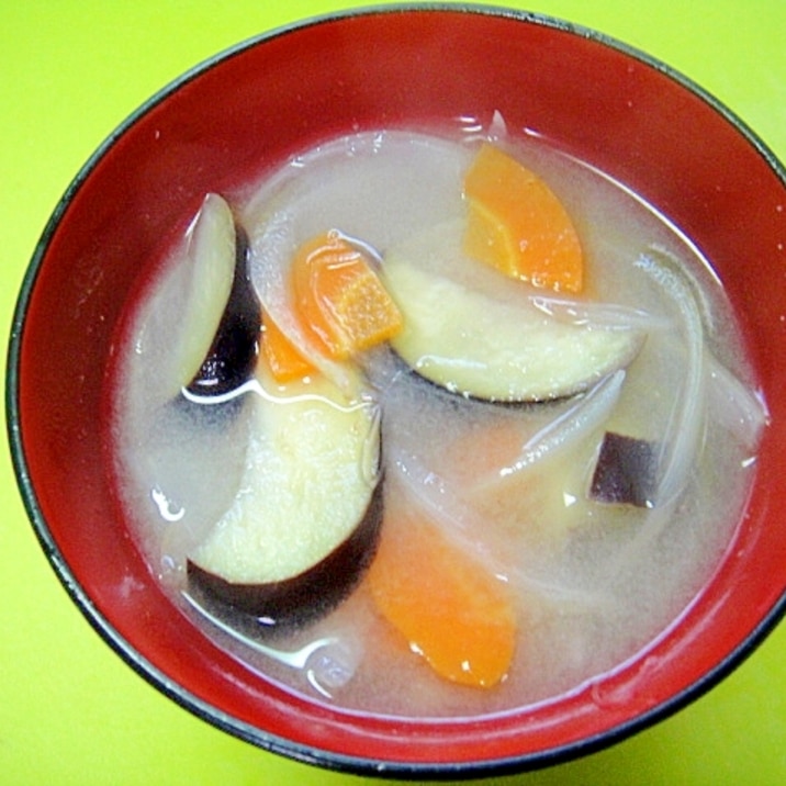 茄子と玉ねぎ人参の味噌汁 レシピ 作り方 By Mint74 楽天レシピ 茄子と玉ねぎ人参の味噌汁 レシピ 作り方 By Mint74 楽天レシピ